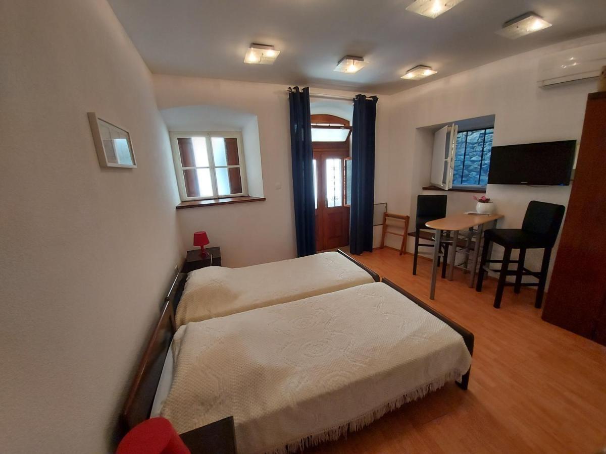 Guesthouse Boris لابين المظهر الخارجي الصورة